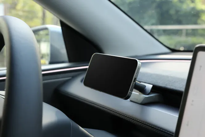 Main Image Jowua MagSafe holder for air vent - Tesla