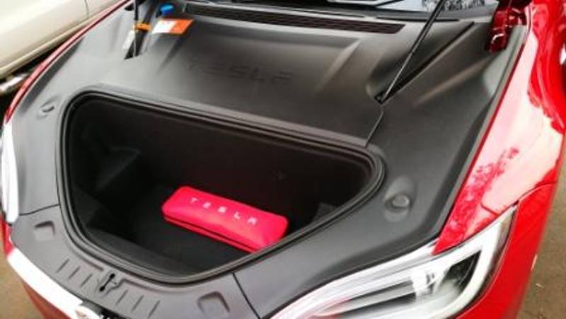 Elektrisk frunk - Tesla Model S facelift