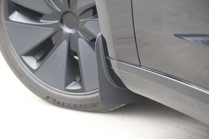 Main Image Premium Mudflaps Tesla Model 3 Highland - 4 pcs