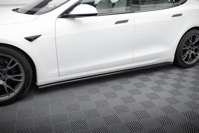 Main Image Sideskirt V.2 - Tesla Model S Plaid / long range - Maxton ...