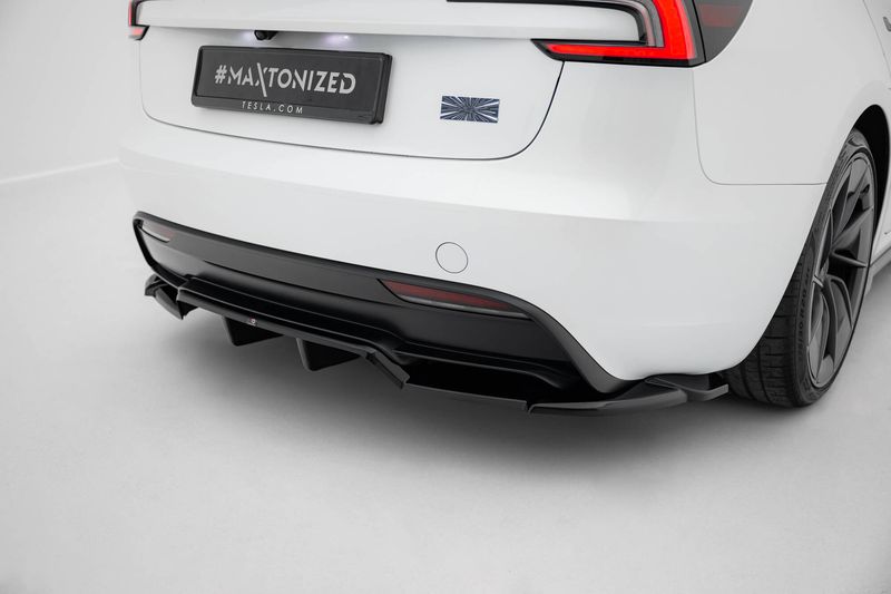 Rear Diffusor/splitter V.2 Tesla Model 3 Performance Maxton Desi