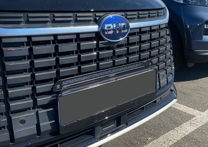 BYD Tang Lazer linear 18 ELITE w/ brackets