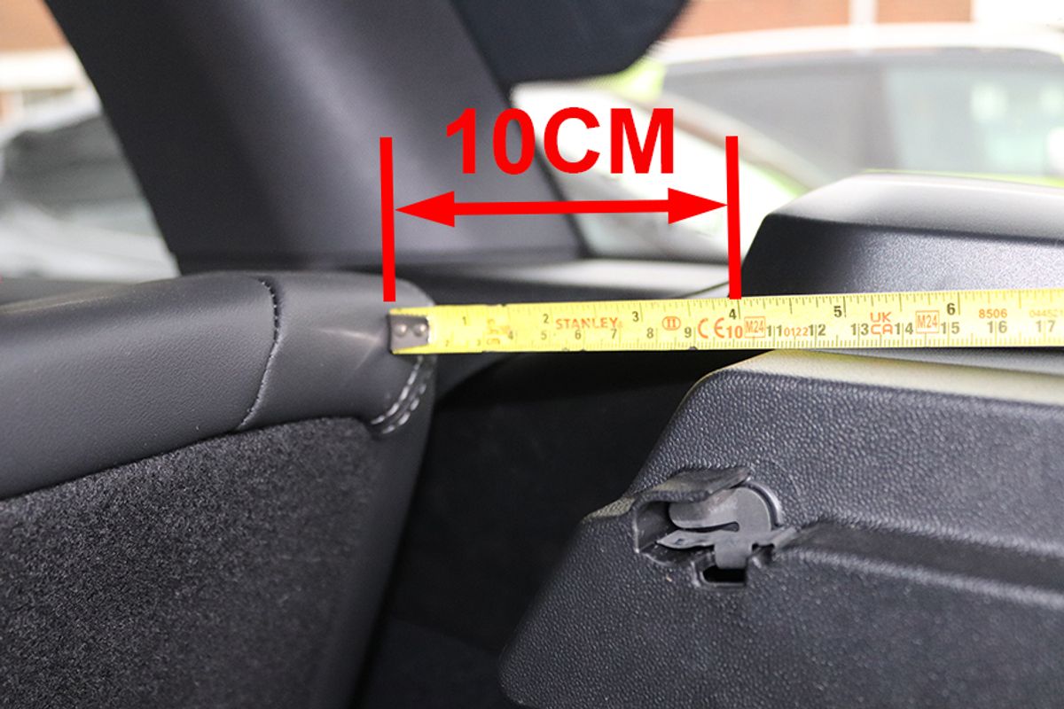 Dog/luggage divider Kia EV5