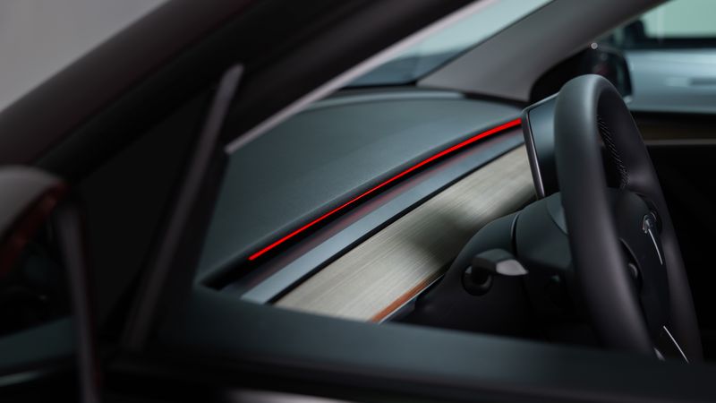 S3XY Strip - Tesla Model 3 & Y (2021+)