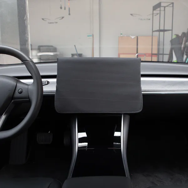 Hovedbilde Trekk til Skjerm - Tesla Model 3 & Y